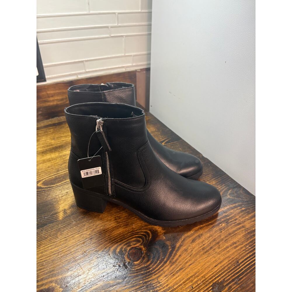 American Exchange Black Heeled Ankle Boots‎ Size 9.5